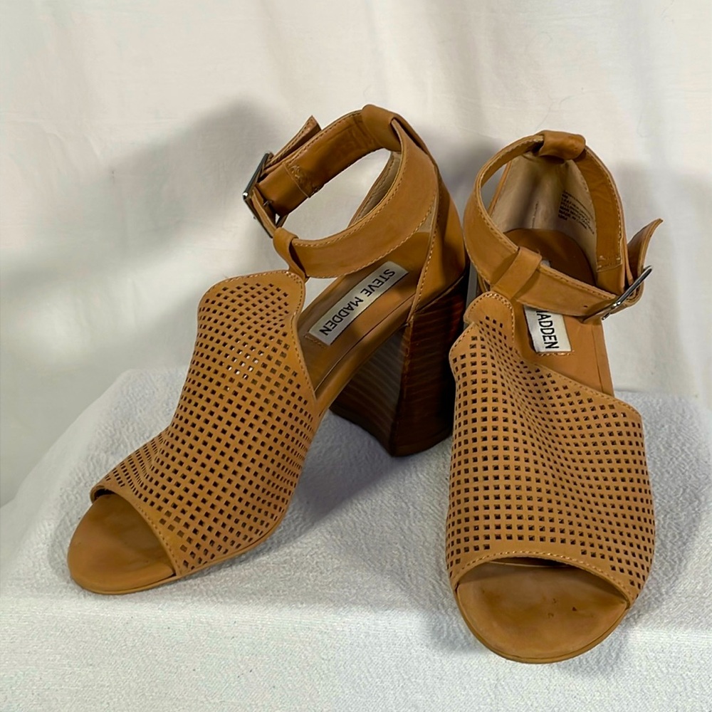 Steve Madden Sawyer Open Toe Sandals
